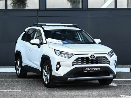 Toyota RAV4 V (XA50)