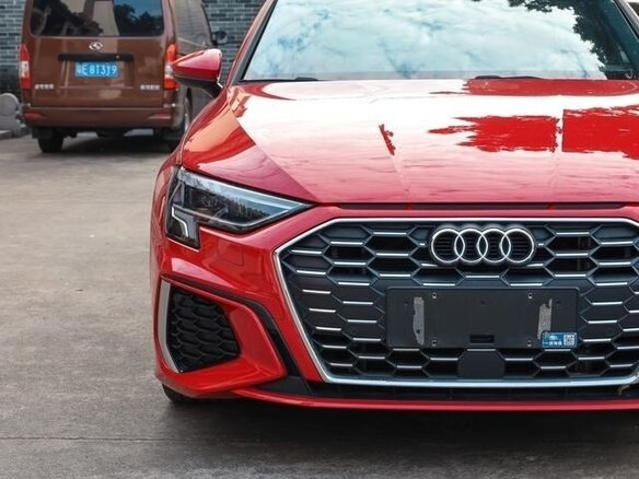 2021 Audi A3 Sportback 35 TFSI IV (8Y), красный, 1775000 рублей - вид 18