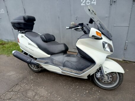 2011 Suzuki Burgman (SkyWave) 650, белый, 420500 рублей, вид 2