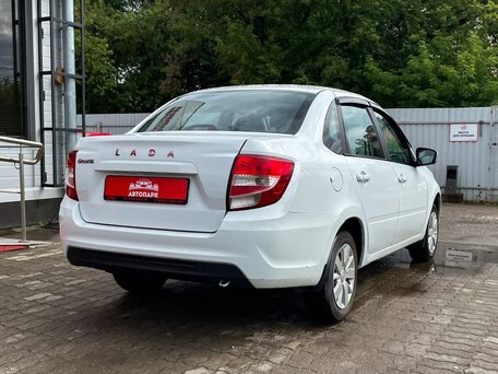 2022 Lada (ВАЗ) Granta I Рестайлинг, белый, 519000 рублей, вид 3