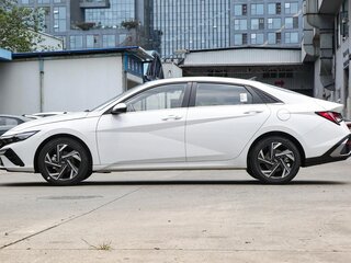 2026 Hyundai Elantra VII (CN7) Рестайлинг, белый, 1930000 рублей, вид 4