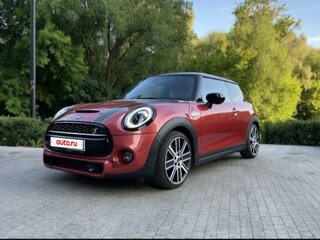 2020 Mini Hatch Cooper S III (F55/F56) Рестайлинг, красный, 2200000 рублей, вид 1