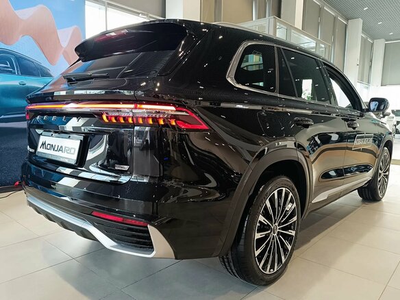 2026 Geely Monjaro I, чёрный, 4954990 рублей - вид 2