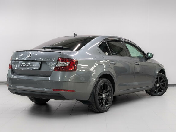 2018 Skoda Octavia III (A7) Рестайлинг, серый, 2090000 рублей - вид 4