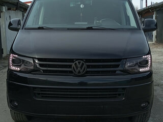 2011 Volkswagen Multivan T5 Рестайлинг, чёрный, 2800000 рублей, вид 1