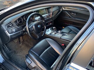 2013 BMW 5 серии 525d xDrive VI (F10/F11/F07), чёрный, 1899999 рублей, вид 4