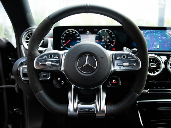 2021 Mercedes-Benz CLA AMG 45 AMG S II (C118, X118), красный, 3985000 рублей - вид 10