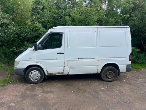 2003 Mercedes-Benz Sprinter Classic, белый, 345000 рублей - вид 1