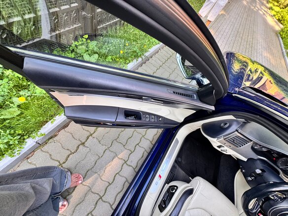 2013 Audi S8 III (D4), синий - вид 10