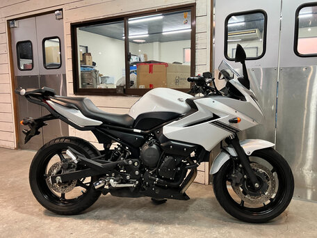 2012 Yamaha XJ6 (FZ6R), белый, 645000 рублей, вид 2