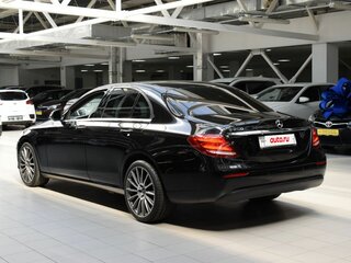 2019 Mercedes-Benz E-Класс 200 V (W213, S213, C238), чёрный, 3130000 рублей, вид 5