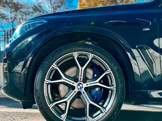 2020 BMW X5 30d IV (G05/G18), синий, 7990000 рублей, вид 4