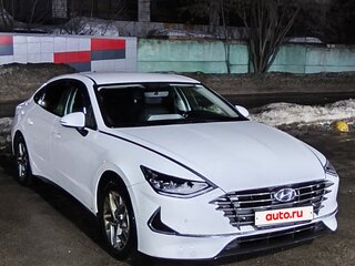 2020 Hyundai Sonata VIII (DN8), белый, 2000000 рублей, вид 3
