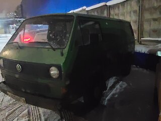 1985 Volkswagen Transporter 4-speed T3, зелёный, 170000 рублей, вид 1