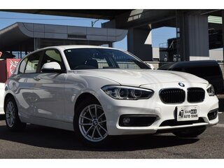 2015 BMW 1 серии 118i II (F20/F21) Рестайлинг, белый, 905000 рублей, вид 1