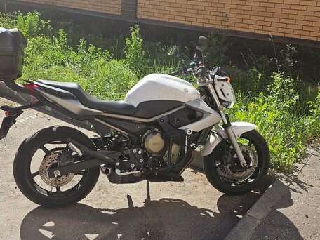 2009 Yamaha XJ6 (FZ6R), белый, 420000 рублей, вид 1