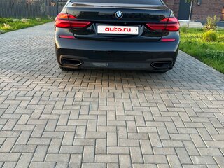 2017 BMW 7 серии 730i VI (G11/G12), чёрный, 4000000 рублей, вид 3