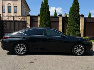 2019 Lexus ES 250 VII, чёрный, 3590000 рублей, вид 4
