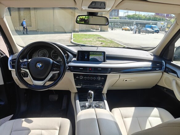2016 BMW X5 25d III (F15), синий, 3850000 рублей - вид 10