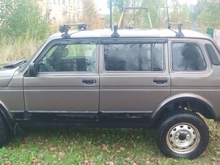 2016 Lada (ВАЗ) 2131 (4x4) I, коричневый, 650000 рублей, вид 4