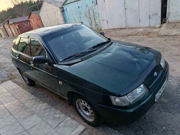 2002 Lada (ВАЗ) 2112, зелёный, 120000 рублей - вид 1