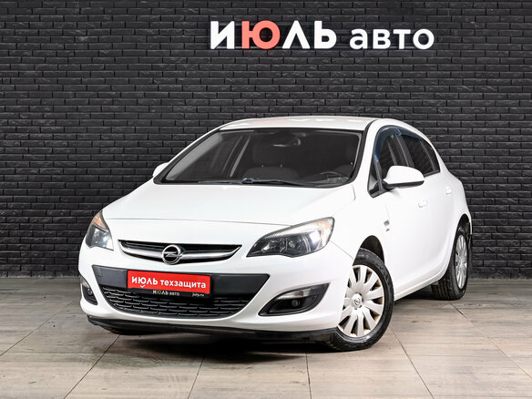 2014 Opel Astra J Рестайлинг, белый, 936000 рублей