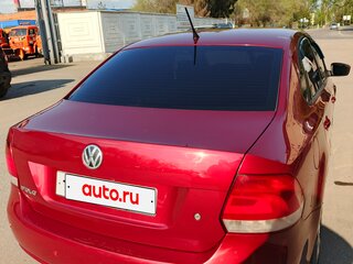 2013 Volkswagen Polo V, красный, 775000 рублей, вид 4