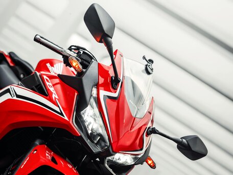2021 Honda CBR 400R, красный, 630000 рублей, вид 2