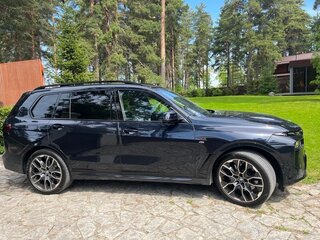2025 BMW X7 40d I (G07) Рестайлинг, чёрный, 15900000 рублей, вид 3