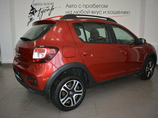 2019 Renault Sandero Stepway II Рестайлинг, красный, 1219000 рублей, вид 3