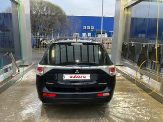 2013 Mitsubishi Outlander III, чёрный, 1100000 рублей, вид 5