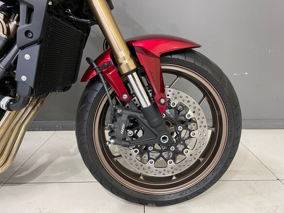 2021 Honda CB 650R, красный, 840000 рублей - вид 13