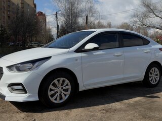 2017 Hyundai Solaris II, белый, 1050000 рублей, вид 1
