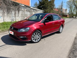 2017 Volkswagen Polo V Рестайлинг, красный, 1030000 рублей, вид 4