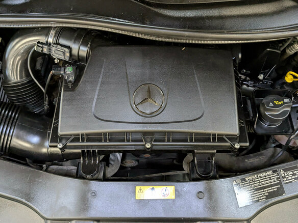 2021 Mercedes-Benz V-Класс 250 d компактный III (W447) Рестайлинг, чёрный - вид 9