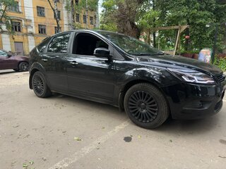 2011 Ford Focus II Рестайлинг, чёрный, 650000 рублей, вид 5