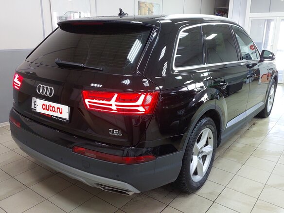 2016 Audi Q7 II (4M), чёрный, 3399000 рублей - вид 3