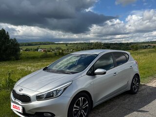 2014 Kia Ceed II, серебристый, 800000 рублей, вид 1