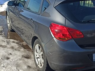 2010 Opel Astra J, серый, 350000 рублей, вид 4