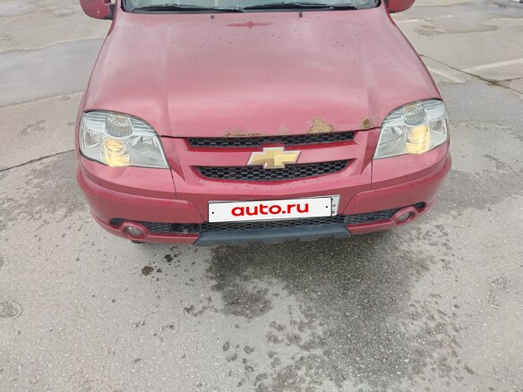 2011 Chevrolet Niva I Рестайлинг, красный, 400000 рублей - вид 10