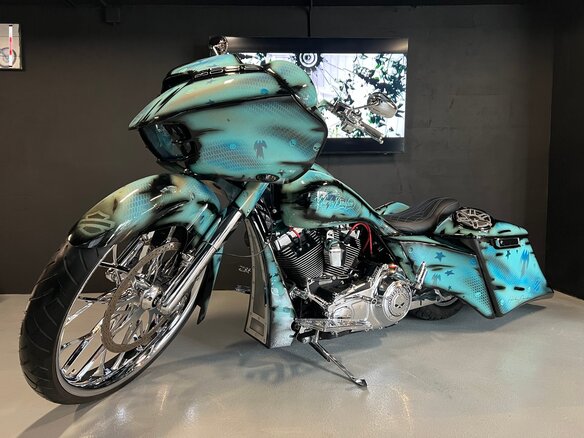 2014 Harley-Davidson Road Glide, голубой, 3150000 рублей - вид 2