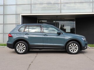 2019 Volkswagen Tiguan II, синий, 2360000 рублей, вид 4