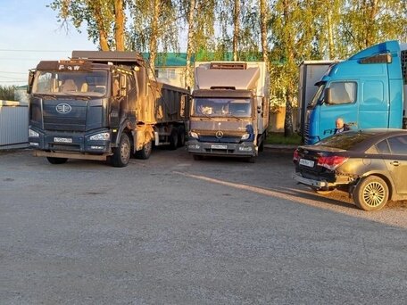 2007 Mercedes-Benz Atego, синий, 3000000 рублей, вид 2