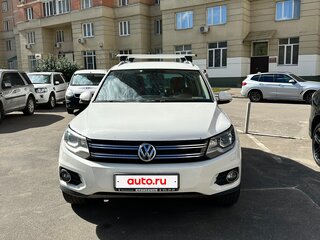 2012 Volkswagen Tiguan I Рестайлинг, белый, 1750000 рублей, вид 1