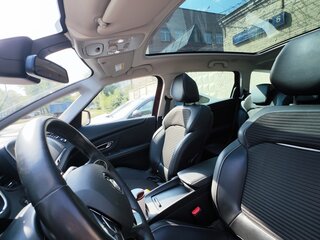 2020 Renault Scenic Grand IV, красный, 1950000 рублей, вид 5