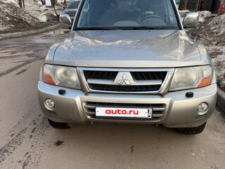 2004 Mitsubishi Pajero III Рестайлинг, бежевый, 750000 рублей, вид 2