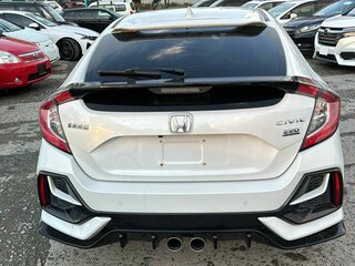 2020 Honda Civic X Рестайлинг, белый, 2800000 рублей, вид 5