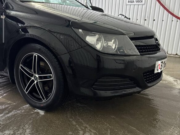 2008 Opel Astra GTC H Рестайлинг, чёрный, 600000 рублей - вид 4
