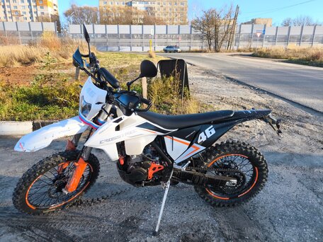 2025 Regulmoto Crosstrec, чёрный, 300000 рублей, вид 3