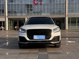 2021 Audi Q2 L I, белый, 1521213 рублей, вид 2